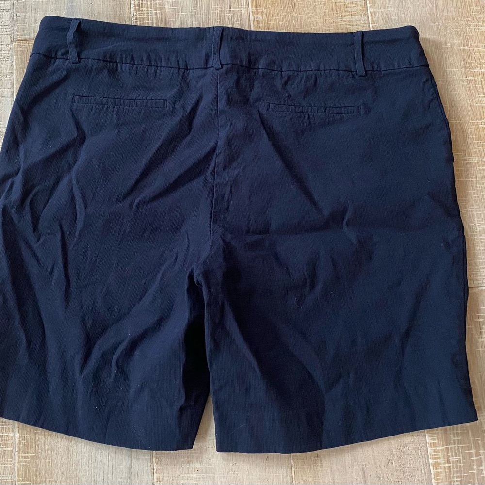 Hilary Radley Navy Shorts Sz. XXL - Picture 3 of 3